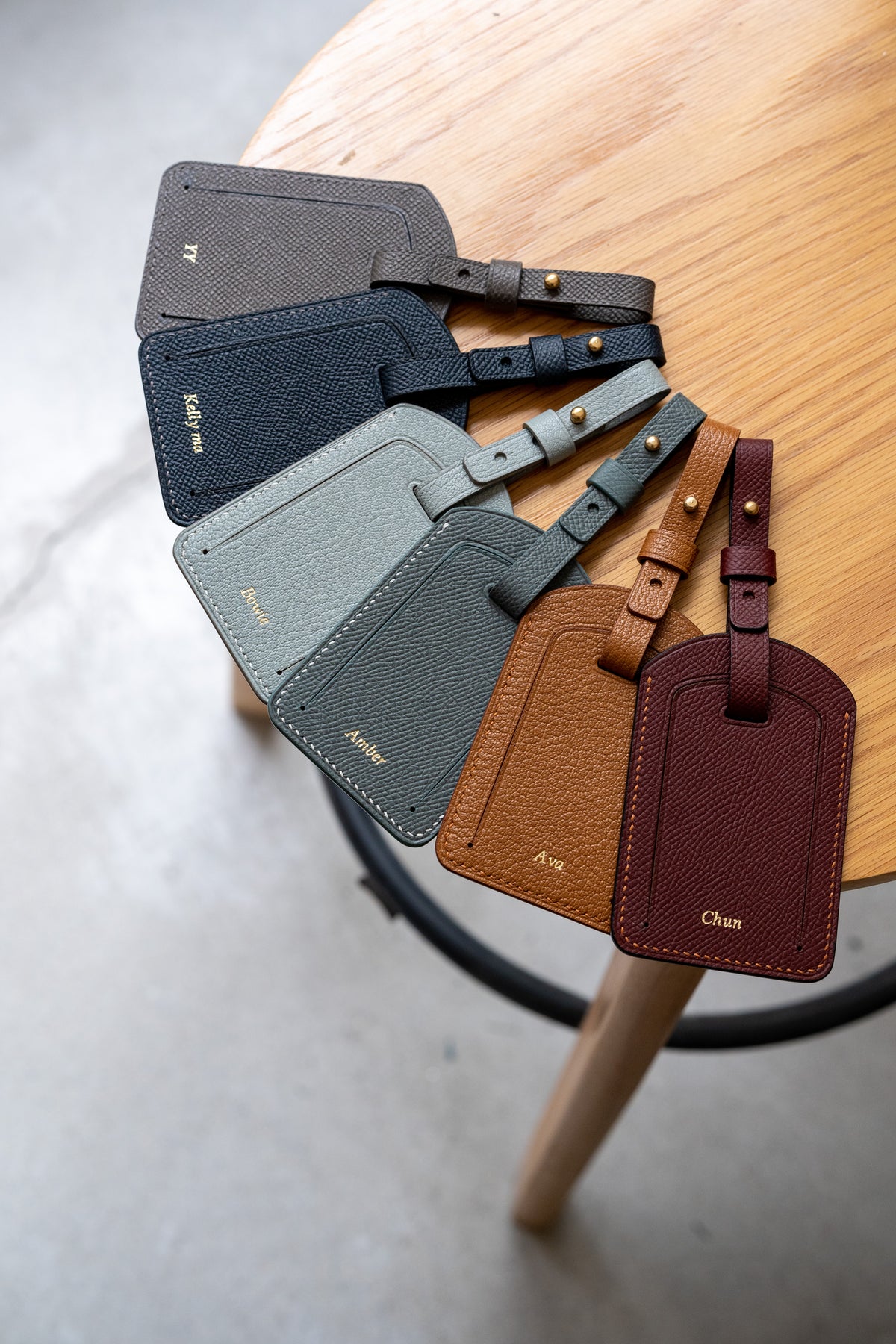 Handmade leather luggage tag – made in Toronto by Impossible Leather